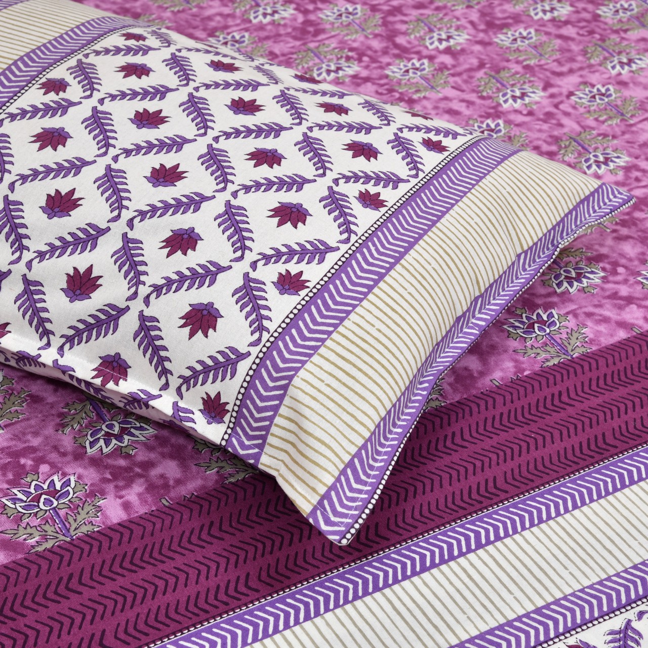 Exclusive Cotton Purple Lotus Bedsheet