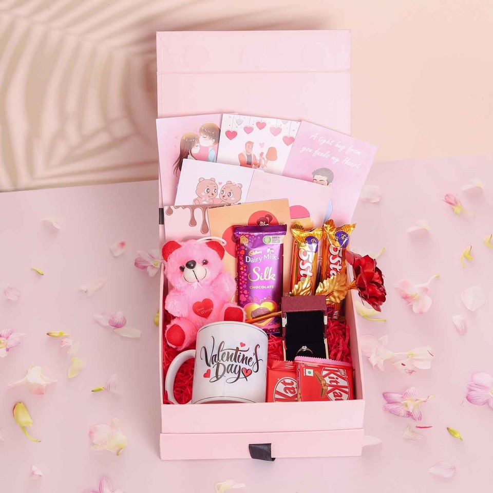 Valentine Trunk Hamper For Him - Valentine Gift For Him - Valentines Day  Gifts For Husband - Best Valentine's Day Gifts For Boyfriend - VivaGifts