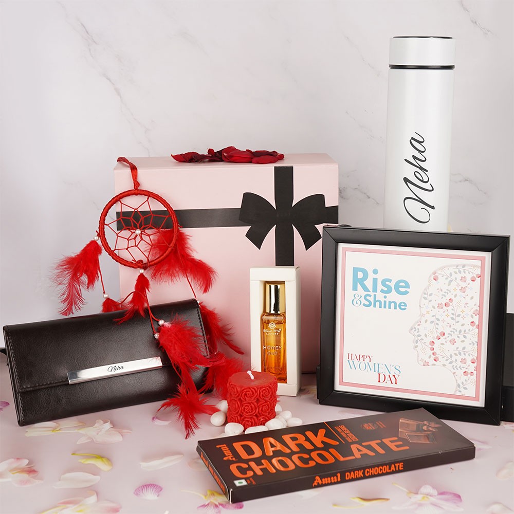 Women's Day Gift Hampers | Women's Day Corporate Gifts for Employees